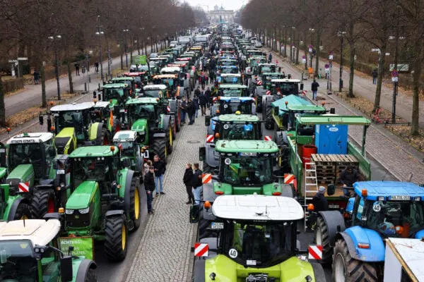 German-farmers-600x400