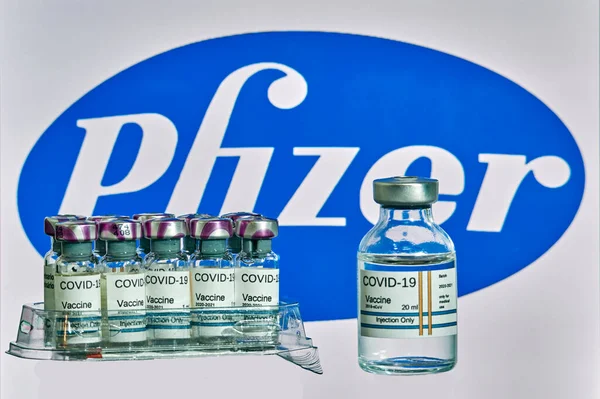 depositphotos_427251090-stock-photo-mallorca-spain-november-2020-pfizer