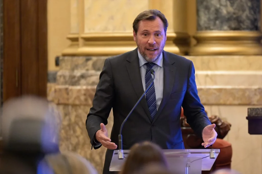 EuropaPress_5963862_ministro_transportes_movilidad_sostenible_oscar_puente_interviene-1024x681