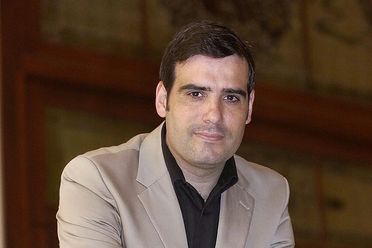 rafael-pineda-entrevista-RhNsanYYEtGoPfF77J8PvBL-1200x840diario_abc-1