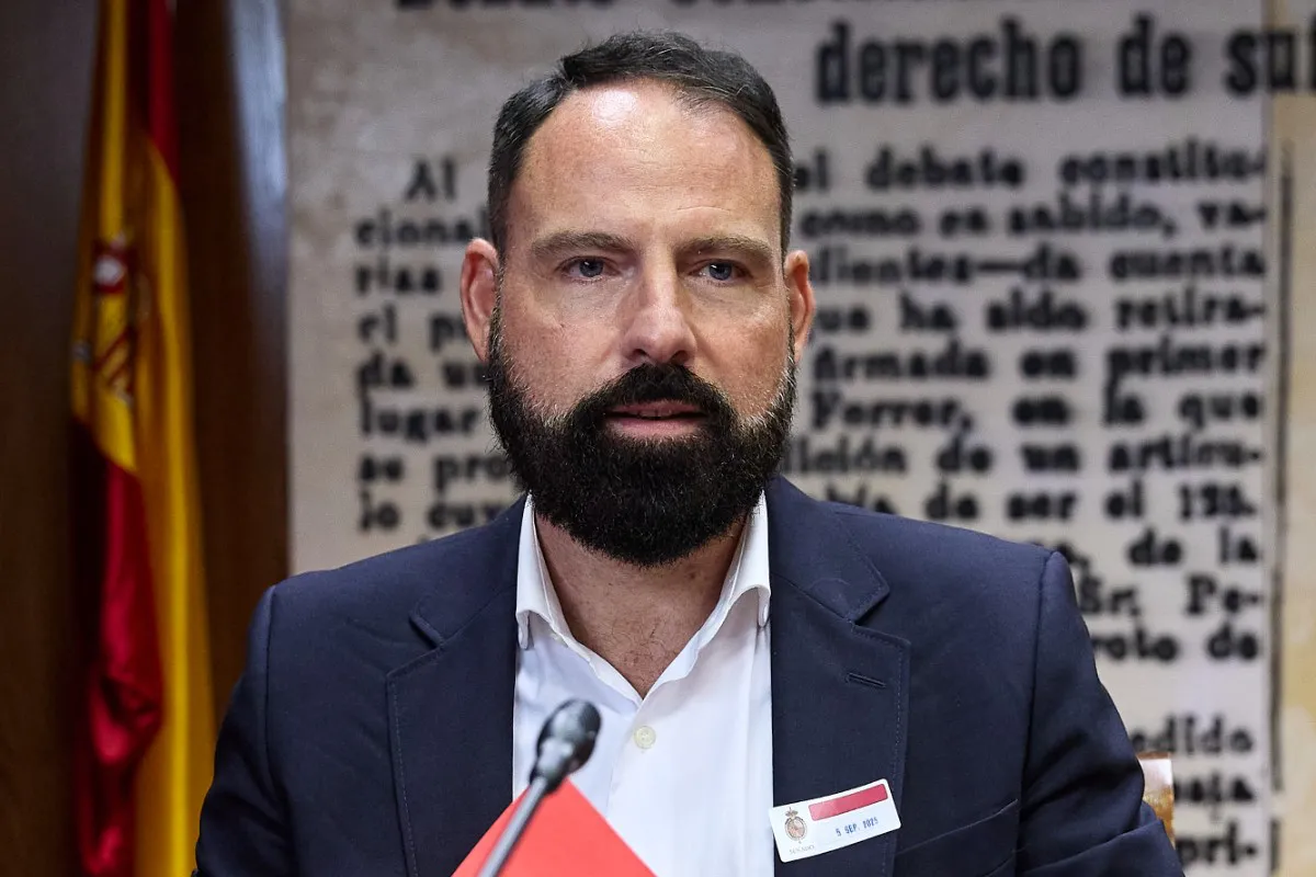EuropaPress_6955720_presidente_enusa_mariano_moreno_pavon_comparece_comision_investigacion_caso-1