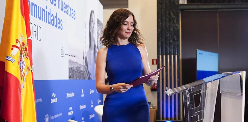 Isabel-Diaz-Ayuso-X
