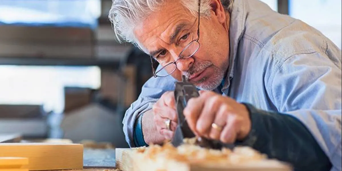 seniortrabajndo-16ecae97b8625514289a01ff12dbbc95-1200x600-1