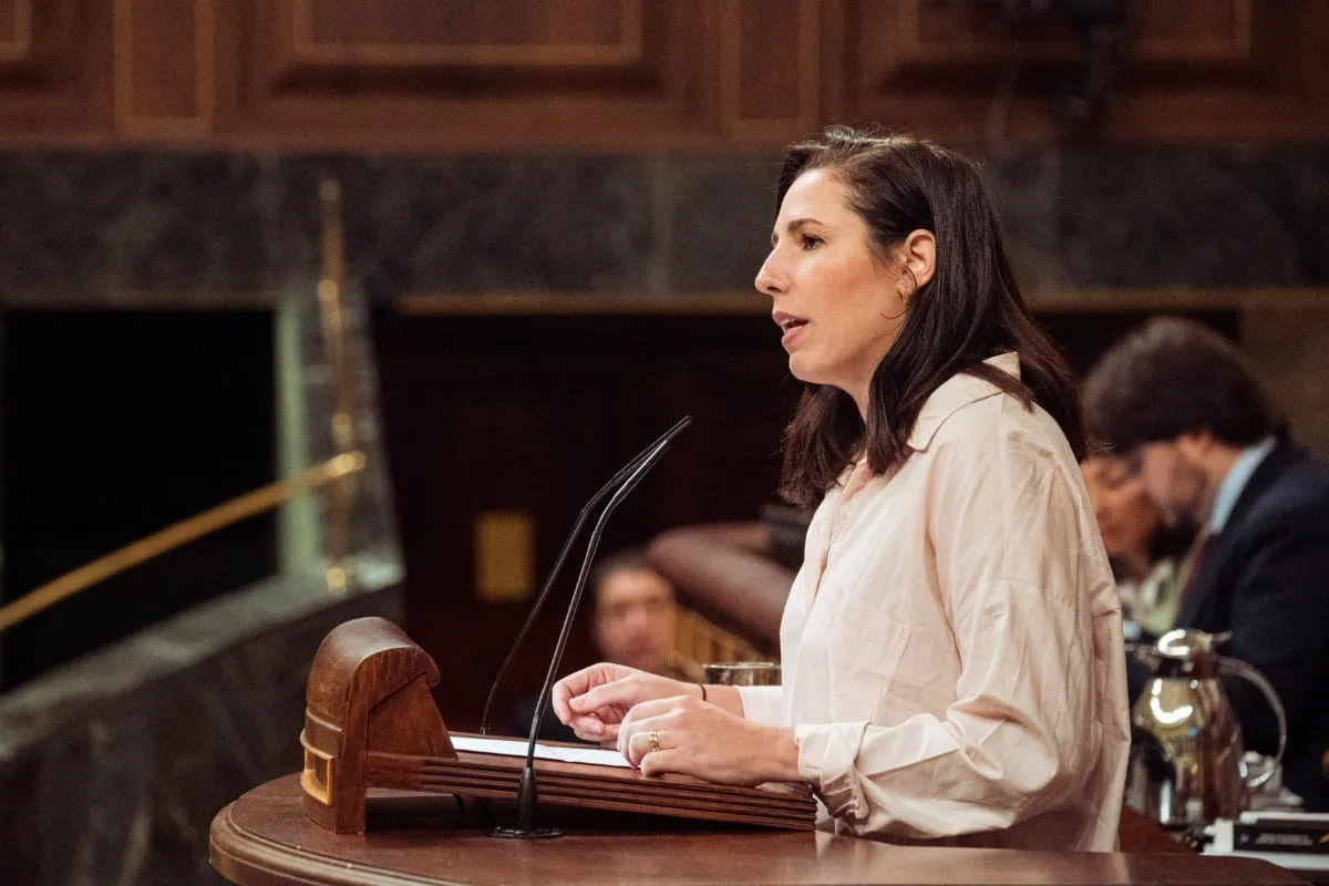EuropaPress_6029531_diputada_vox_rocio_meer_interviene_pleno_congreso_diputados_13_junio_2024-1-1