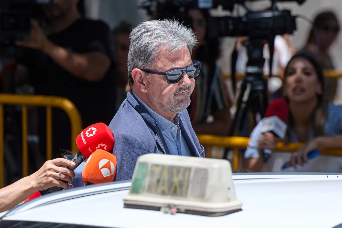 EuropaPress_6844730_administrador_unico_servinaba_antxon_alonso_sale_tribunal_supremo_julio-1