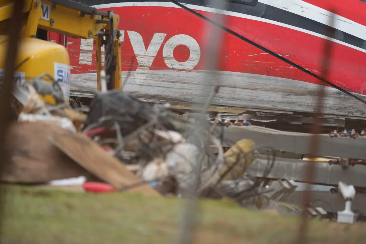 EuropaPress_7233709_imagen_trabajos_rescate_convoyes_trenes_accidentados_zona_suceso_adamuz-1