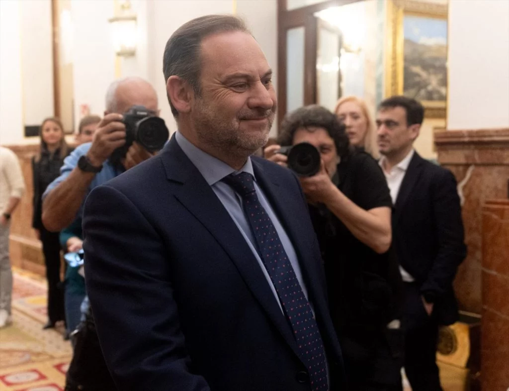 EuropaPress_5775245_exministro_transportes_diputado_psoe_jose_luis_abalos_sale_sesion_plenaria-1024x786