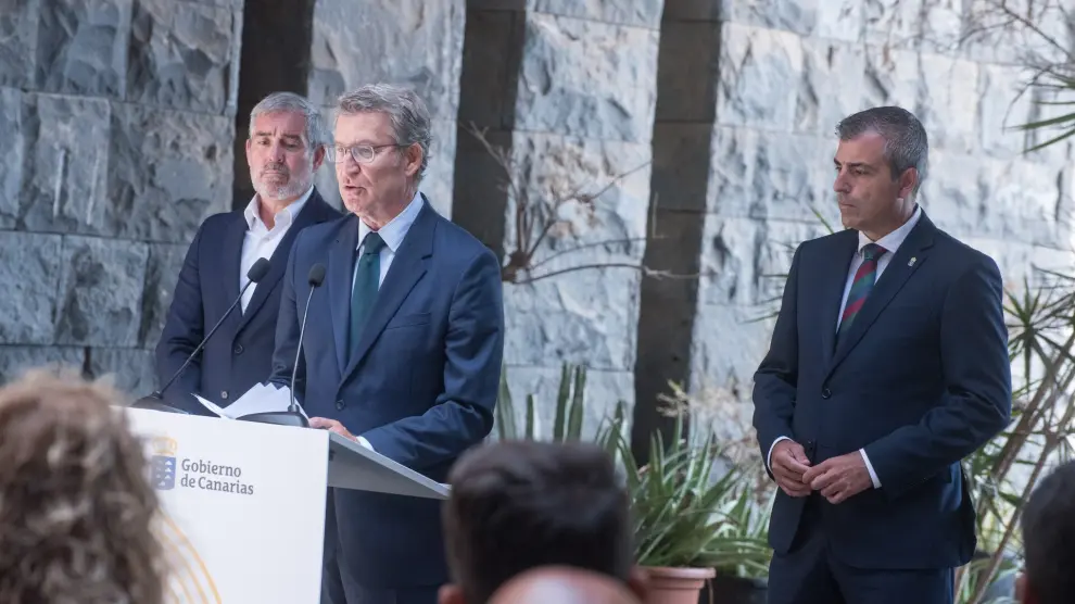 clavijo-y-feijoo-se-reunen-en-canarias-para-evaluar-la-crisis-migratoria-1