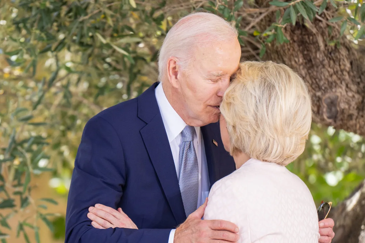 EuropaPress_6030109_13_june_2024_italy_puglia_us_president_joe_biden_welcomes_the_president_of-1