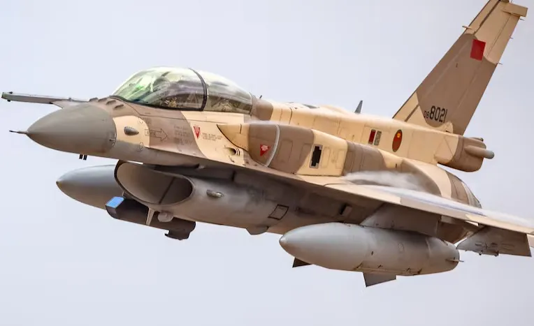 img-3-un-avion-de-combate-f-16-fighting-falcon-de-la-royal-air-force-durante-el-ejercicio-militar-african-lion-en-la-region-de-tan-tan-el-18-de-junio-de-2021.-afp