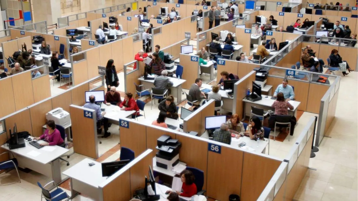 funcionarios-hay-espana