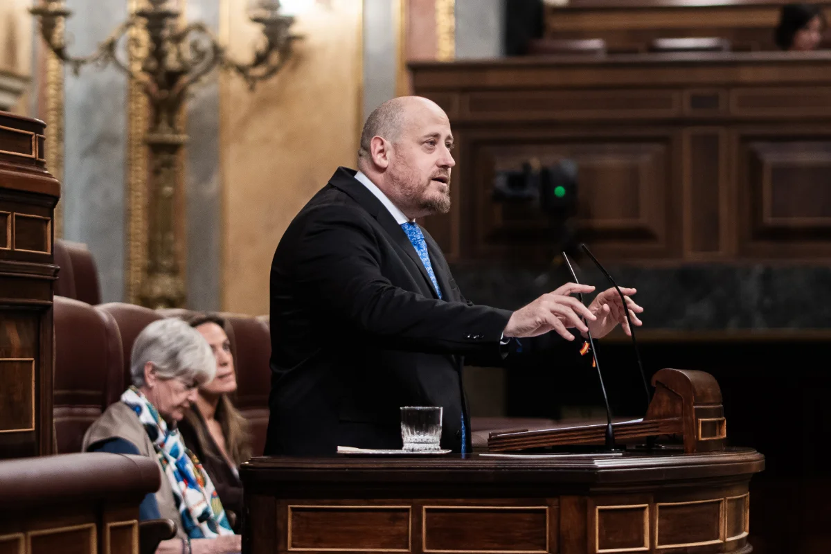 EuropaPress_7587674_diputado_vox_david_garcia_interviene_pleno_congreso_diputados_11_junio_2026-1