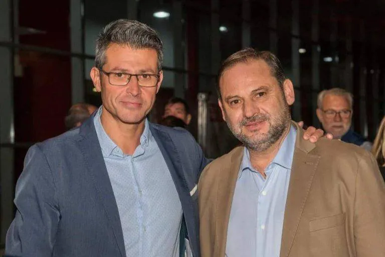 photo_2025-12-12_18-50-01