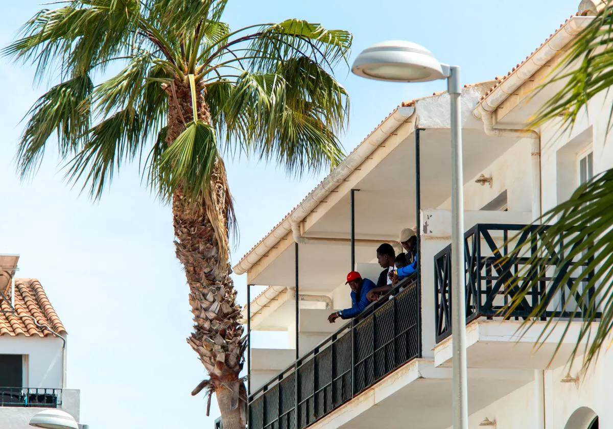 migrantescarchuna-kTAB-U2301573204083XCD-1200x840@Ideal