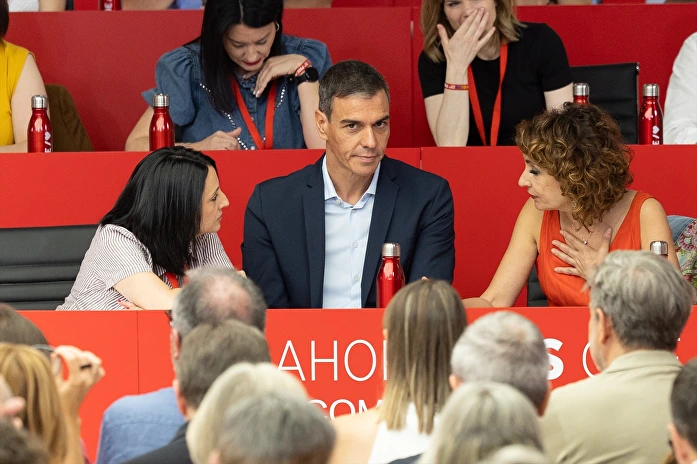 europapress-7626104-presidente-gobierno-pedro-sanchez-vicesecretaria-general-maria-jesus-1.jpg