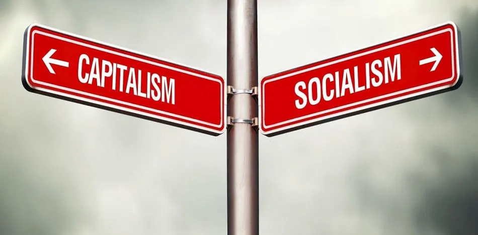 capitalismo-socialismo