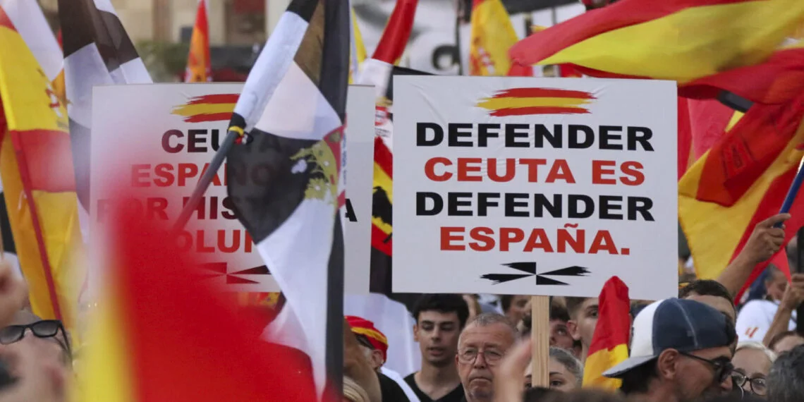 espana-en-apoyo-a-ceuta-EFE-1-1140x570