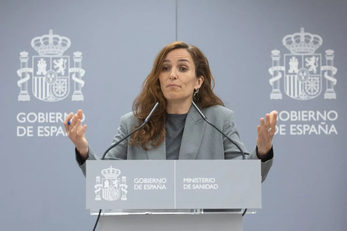 EuropaPress_5866672_ministra_sanidad_monica_garcia_ofrece_rueda_prensa_llegada_pleno_consejo-1