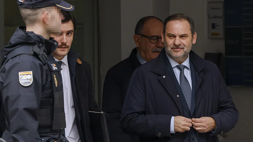 1740051602788Abalos_1024