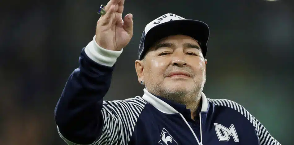 Diego-Maradona-X