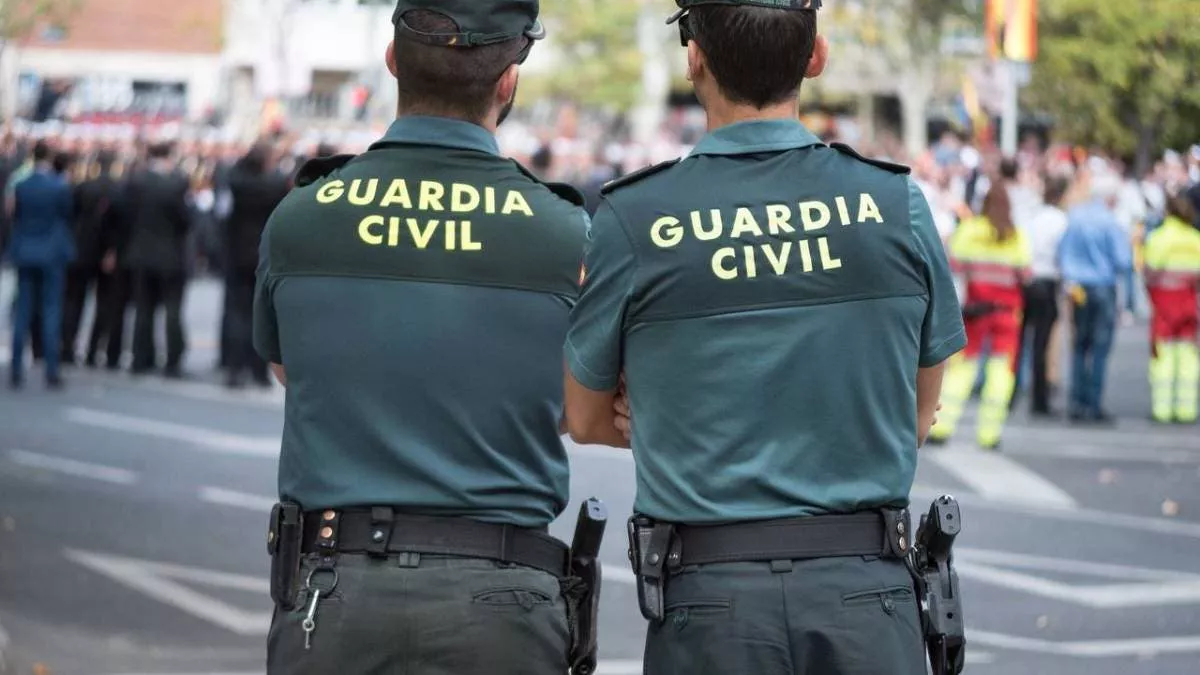 guardias-civiles