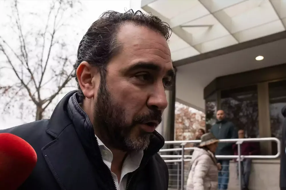 europapress-6469699-victor-aldama-llegada-juzgados-plaza-castilla-22-enero-2025-madrid-espana_1600_1067