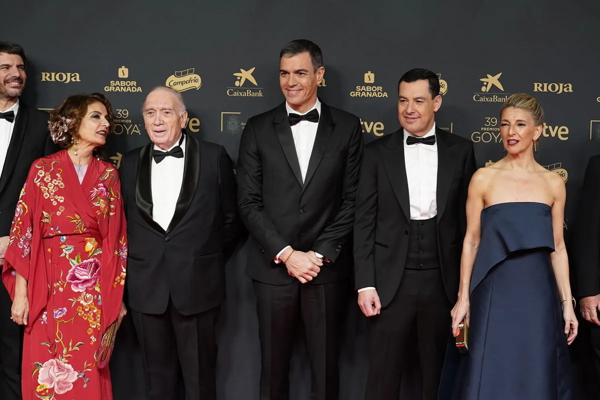 EuropaPress_6507890_i_d_vicepresidenta_primera_ministra_hacienda_maria_jesus_montero_presidente-1-1