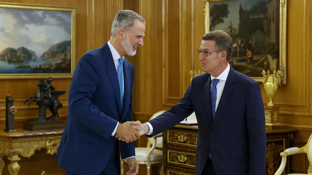 feijoo-con-Felipe-VI