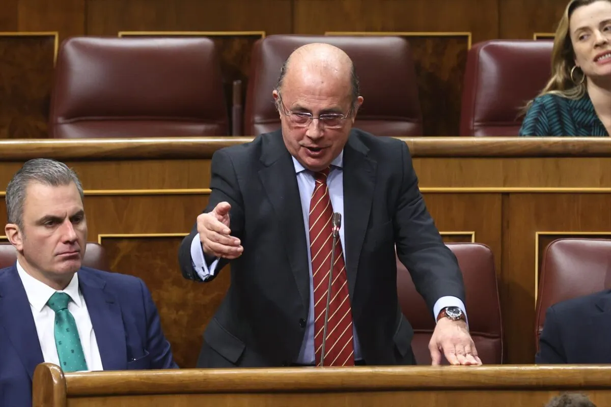 EuropaPress_4989090_diputado_vox_ignacio_gil_lazaro_interviene_sesion_plenaria_congreso-e1709129173355