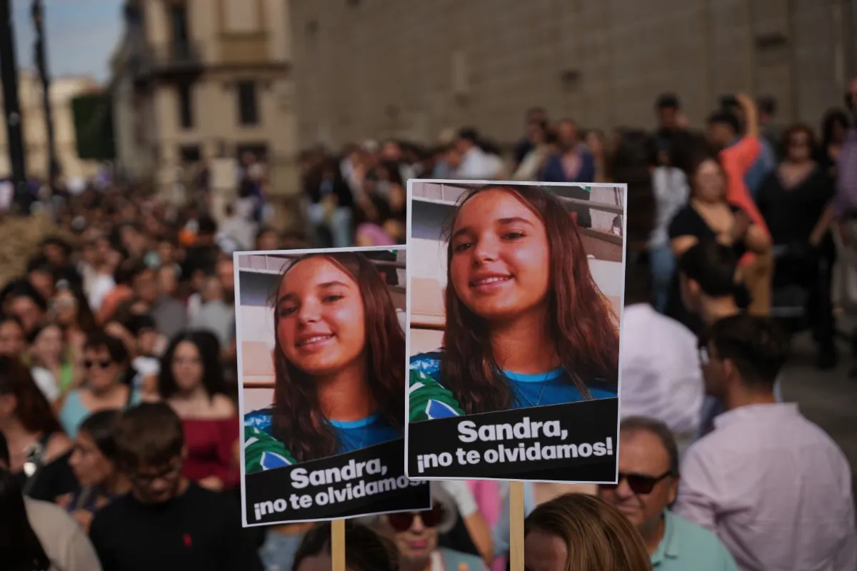 EuropaPress_7061590_pancartas_huelga_general_estudiantil_solidaridad_sandra_pena_contra-1