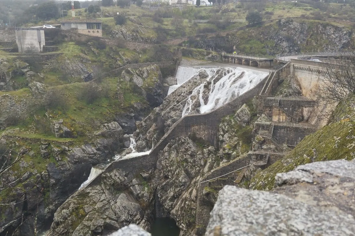 EuropaPress_5861123_embalse_villar_paso_borrasca_nelson-1