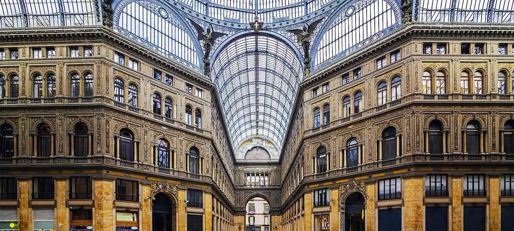 Galeria Umberto. Nápoles