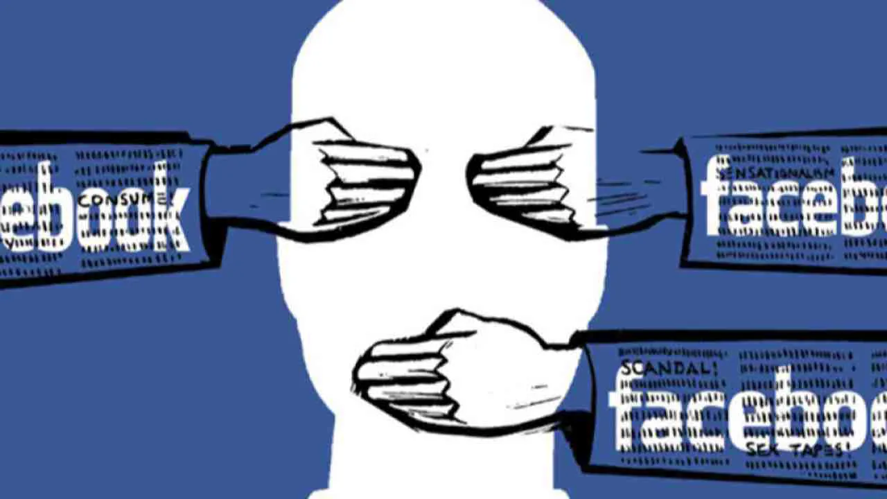 Facebook-censura-a-mujer-que-denunciaba-vacunas-y-luego-murió