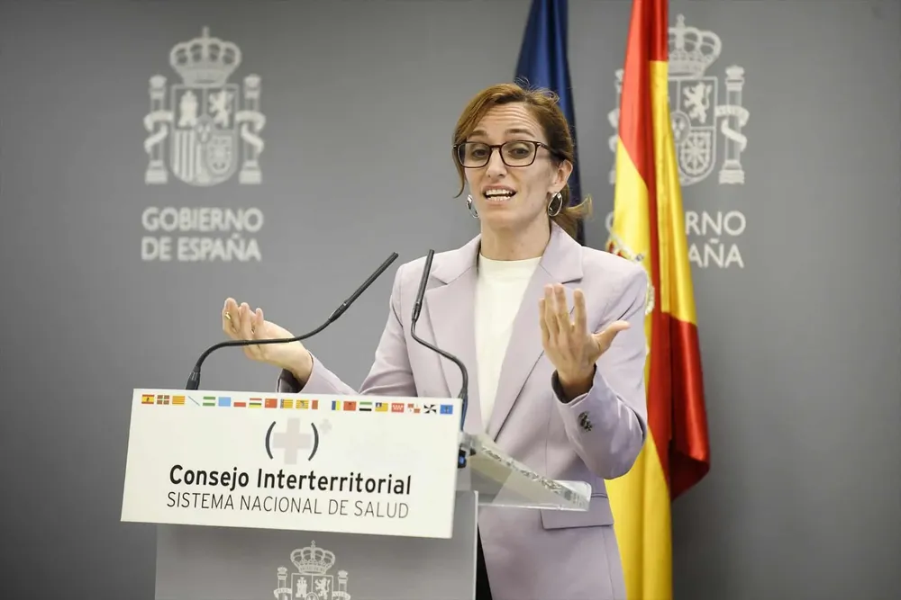 EuropaPress_6270846_ministra_sanidad_monica_garcia_rueda_prensa_pleno_consejo_internacional