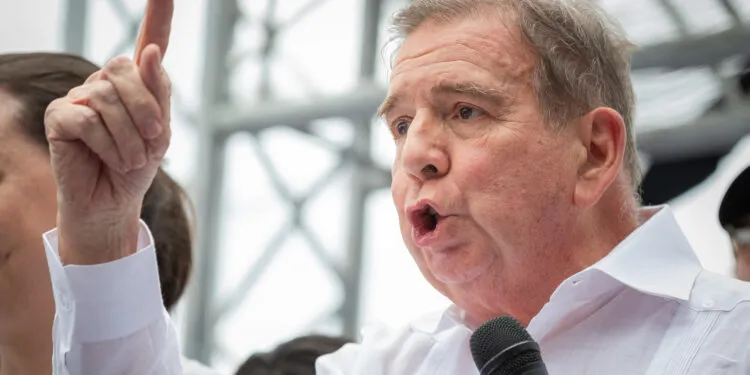 ee76ab01d97eb7822eeecd7b7b58b5636d4b04f8w-750x375