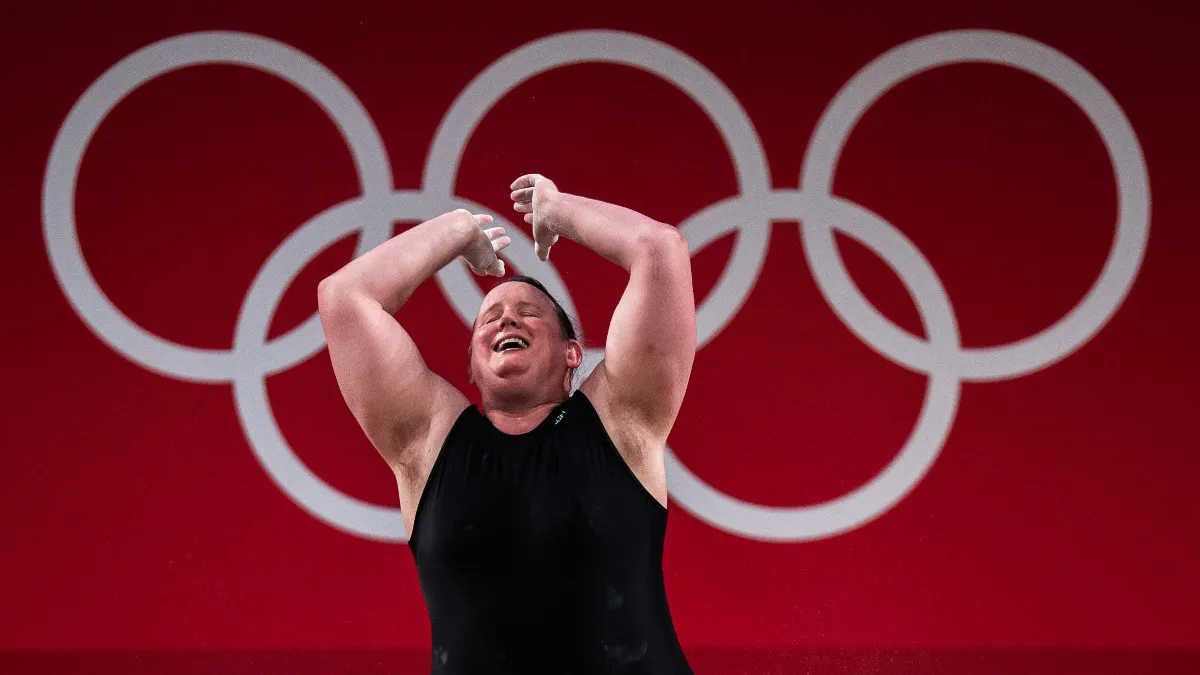 LAURELATLETA-TRANS_3_TOKYO-2020-OLYMPICS-DAY-10-WEIGHTLIFTING-1
